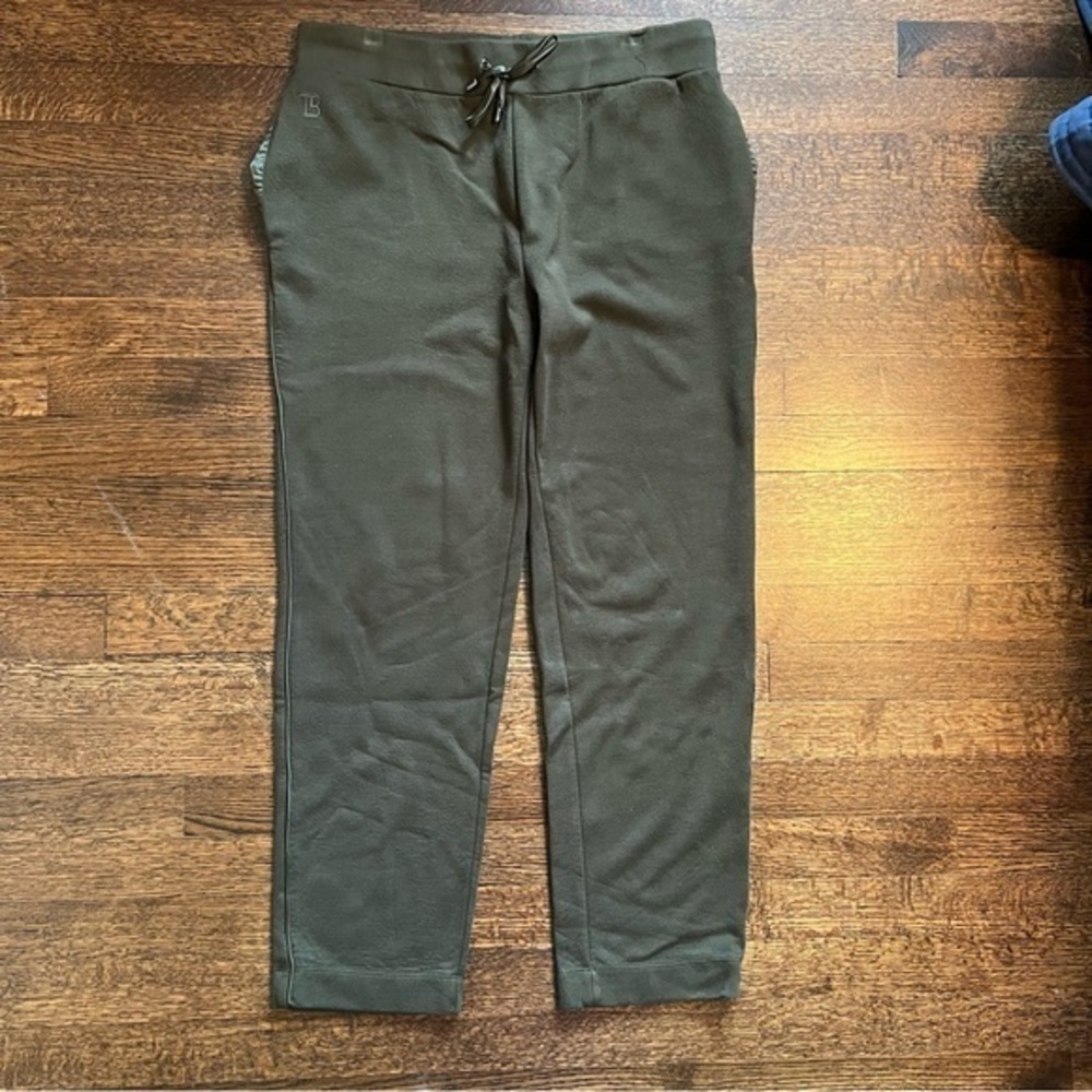 Ted Baker size 4/6 green sweat pants